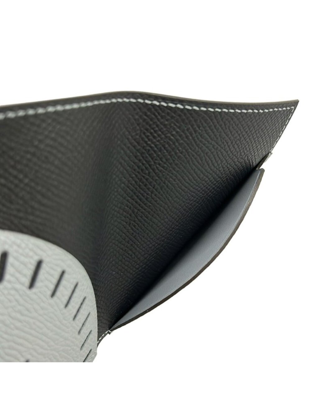 Hermes Card Case Gris Perle - Picture 4 of 10